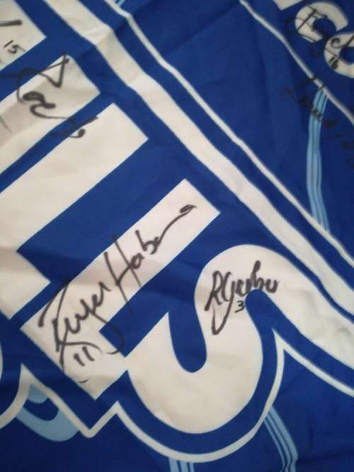 Bulls Flag signed
