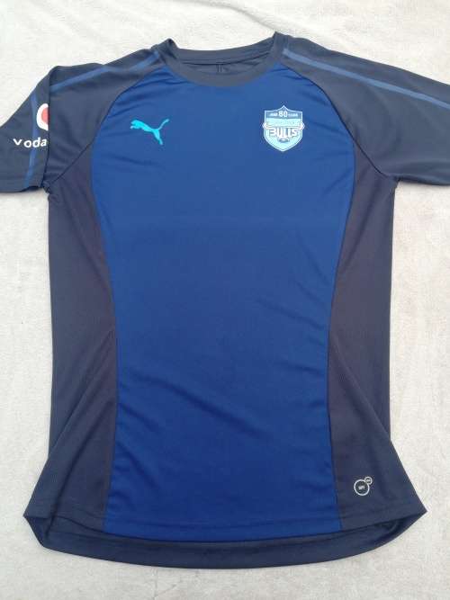 Bulls Training Shirt 80 years Size M