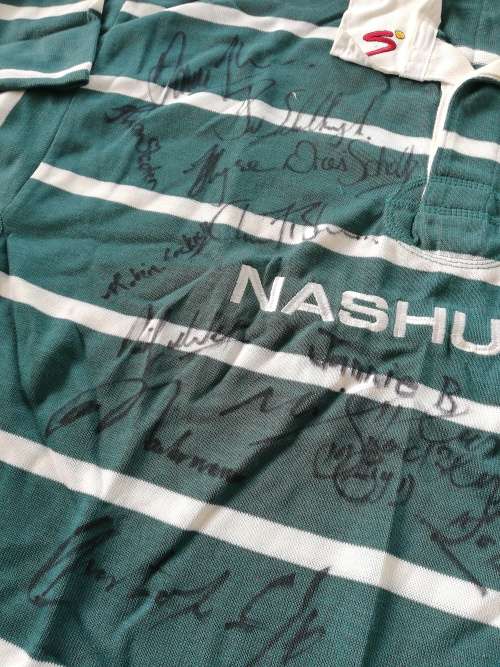 Griquas Curriecup Players Issue Jersey signed by Team