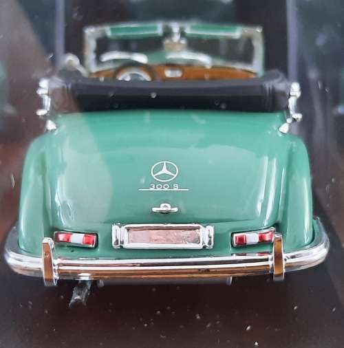 Mercedes Benz 300S Cabriolet