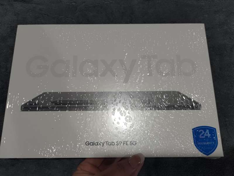 SEALED!! Galaxy Tab S9 FE