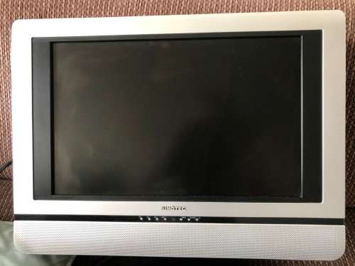 *** 19" LCD TV HD READY WITH VGA INPUT ***