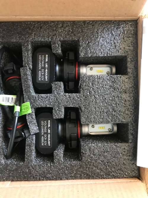 **** H16 LED LIGHT BULBS PAIR ****