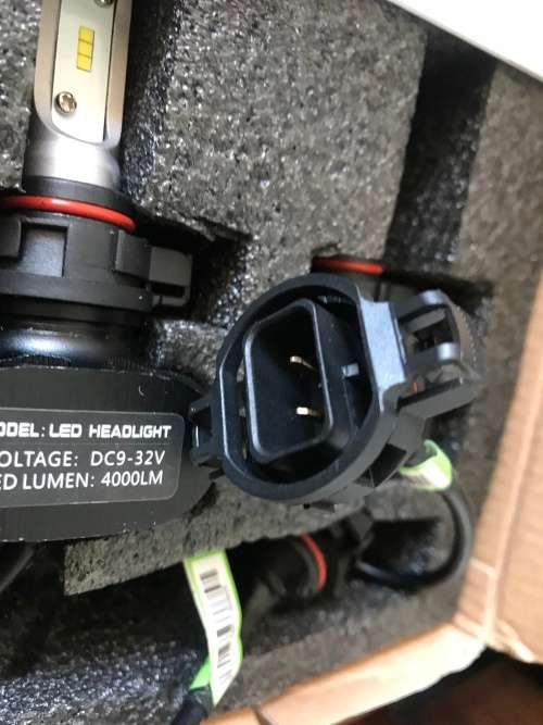 **** H16 LED LIGHT BULBS PAIR ****