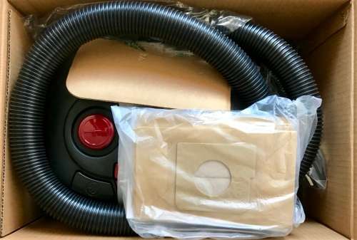 ***** LG 1400W VACUUM CLEANER NEW *****