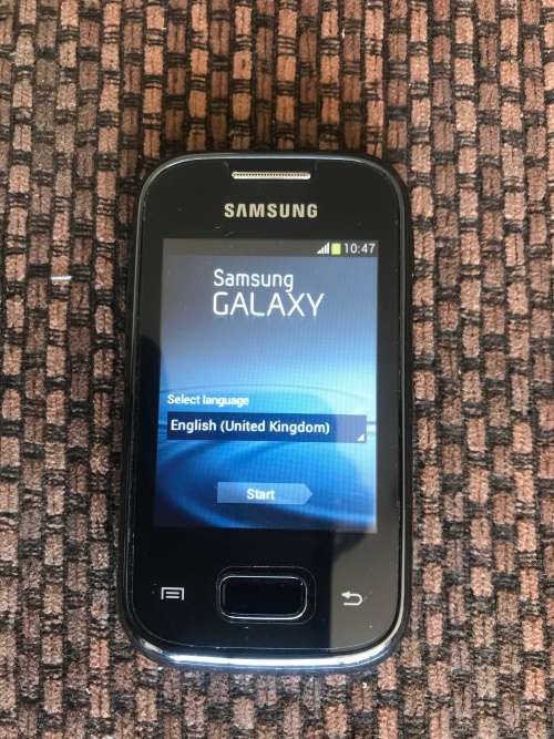 **** SAMSUNG GALAXY GT-S5301 CELLPHONE AND ACCESSORIES ****