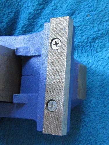 Vice, vice grip, clamp, bench mounted vice, metal work, workshop, fitter and turner, tools, desktop vice