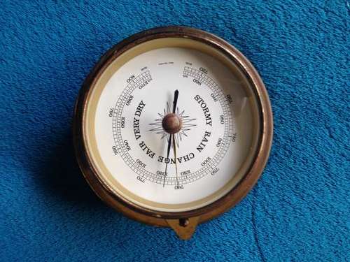 *** VINTAGE WORKING GERMAN BAROMETER ***