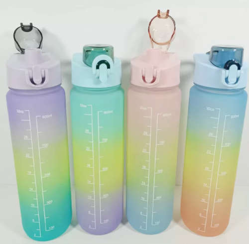 700ML Rehydrating Reminding Stylish High Quality Water Bottle with Holding Strap