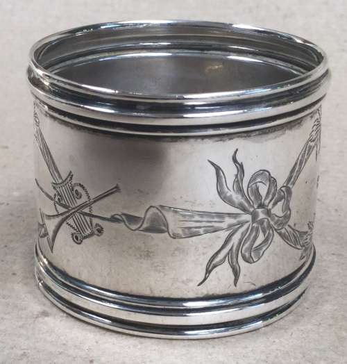 1911 Chester silver napkin ring with brightcut design