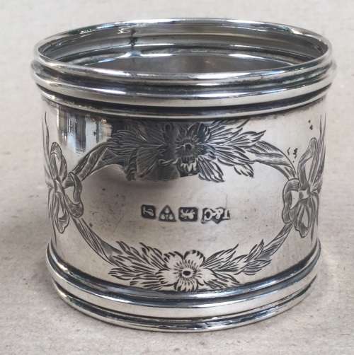 1911 Chester silver napkin ring with brightcut design