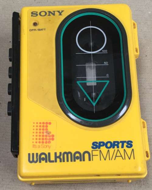 Sony Sports Walkman FM/AM Stereo Cassette Player WM-F35.....as new condition