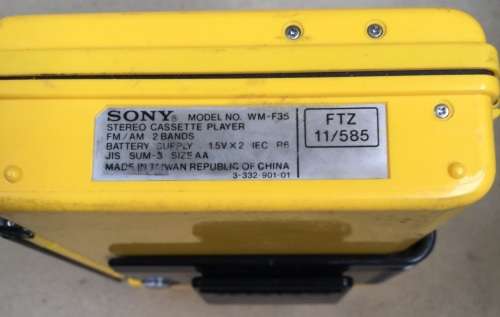 Sony Sports Walkman FM/AM Stereo Cassette Player WM-F35.....as new condition