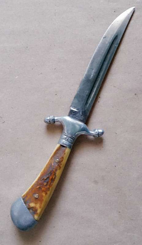 Vintage Puma hunting knife & scabbard