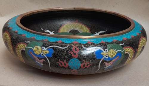Vintage Chinese cloisonné low bowl in outstanding condition