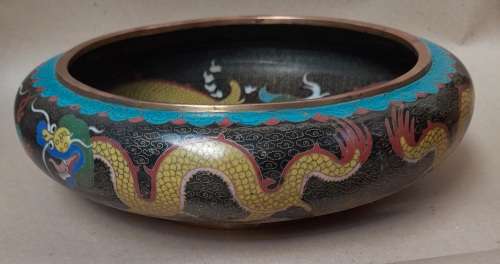Vintage Chinese cloisonné low bowl in outstanding condition