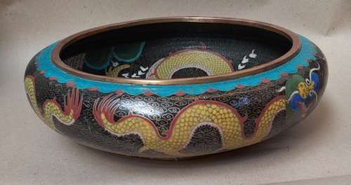 Vintage Chinese cloisonné low bowl in outstanding condition