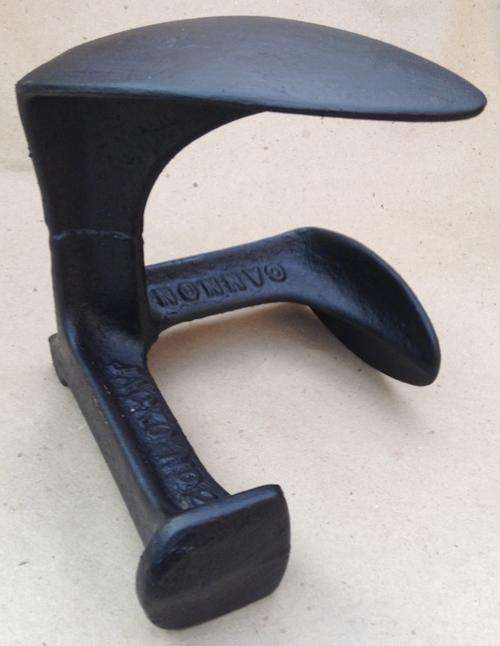 Cobblers Shoe Last / Anvil or Doorstop......Cannon Jacko No 2....... Postage R60.00