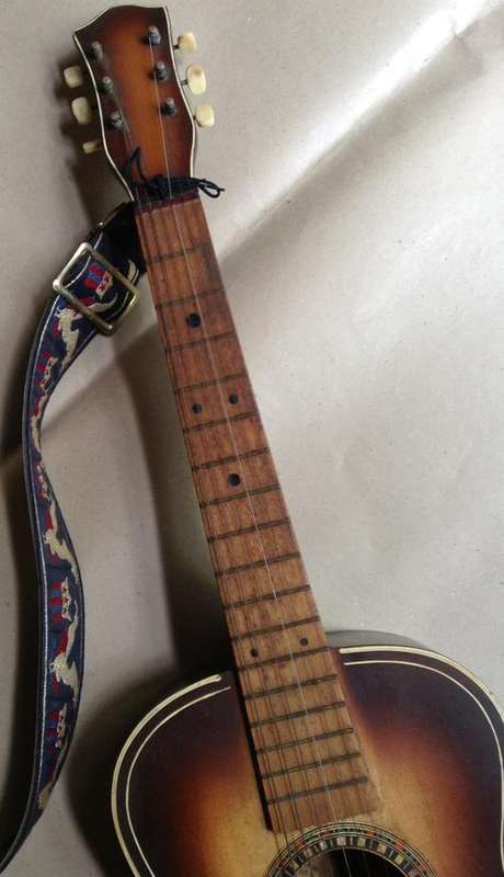 Bellini guitar for sale top