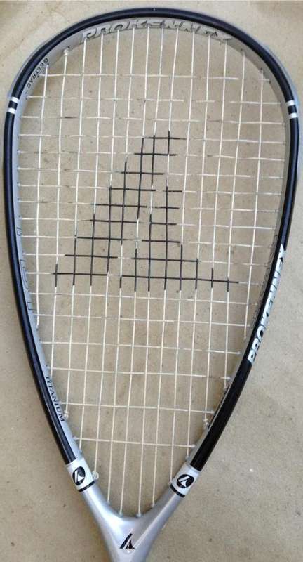 ProKennex Ti PBT....with Dunlop carry case...as new condition.....Postage R46.00