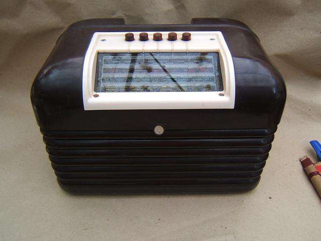 Bush Radio Type EBS 23......very good condition