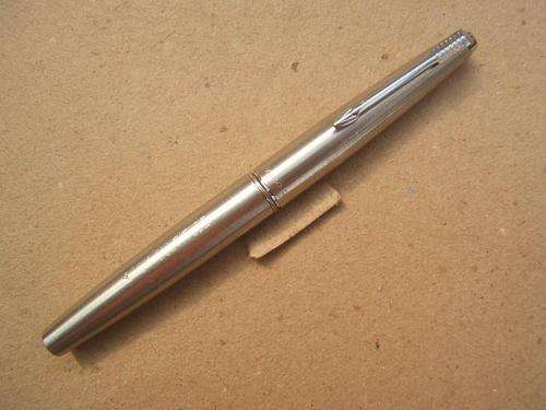 Parker Fountain Pen....cartridge refill.....very feint engraving "Cindy Bultitude"
