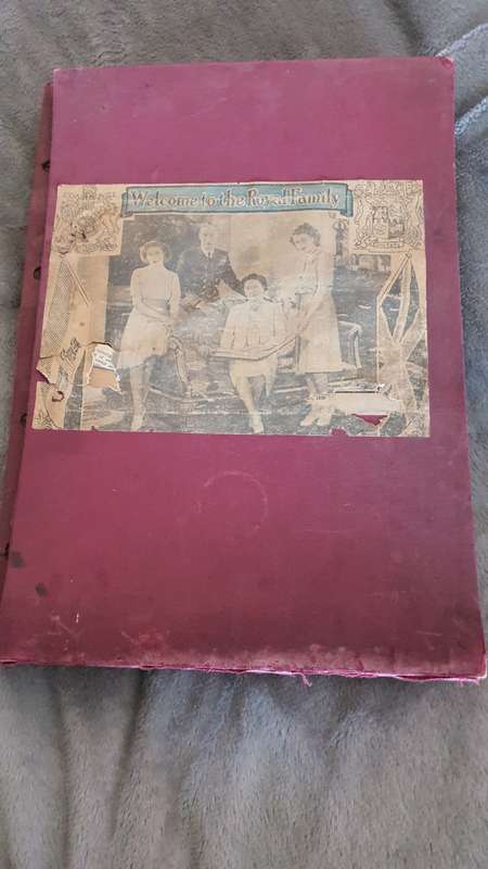 Royal family vintage scrapbook (Royalists)