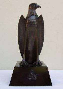 SOLID BRONZE STATUE - EAGLE - POSTAGE R60