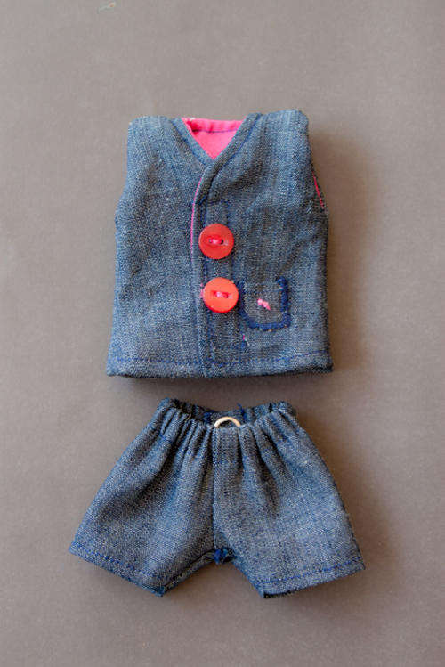 Waistcoat and shorts for your Marmoset Monkey