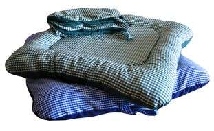 Medium Gingham Square Flat Bed