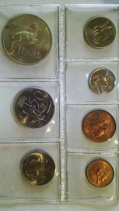 (((CRAZY R1))) 1967 RSA Uncirculated Mint Pack in Afrikaans with R1 Silver Coin