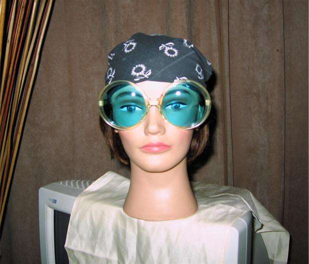 1969/1970 LADIES VINTAGE SUNGLASSES - GERMAN