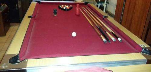 Pool Table size: 186cm x94cm ***IMMACULATE CONDITION!!*** Price is Negotiable
