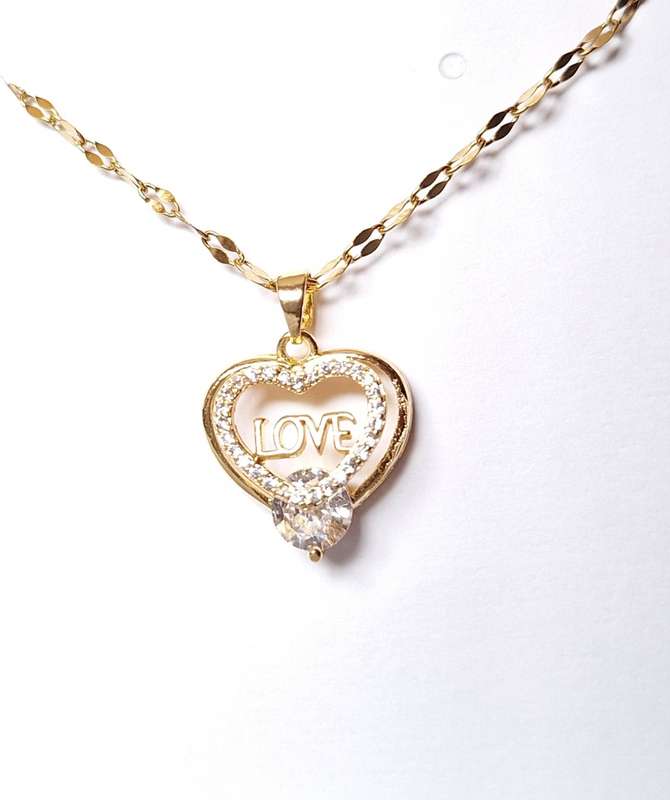`R999` Bargain 18K Gold Plated Heart Shape Necklaces