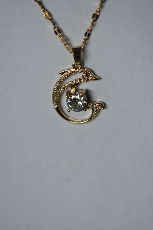 `R999` Bargain 18K Gold Plated Dolphin Necklace