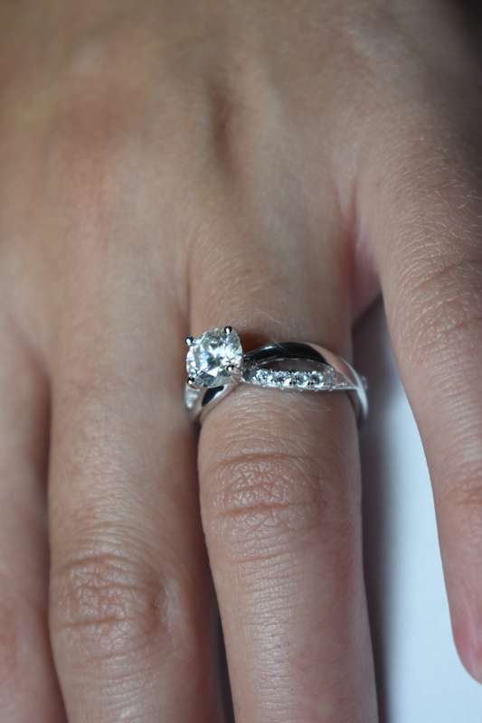 Engagement Ring With Certificate of Authenticity Limited Edition!!!