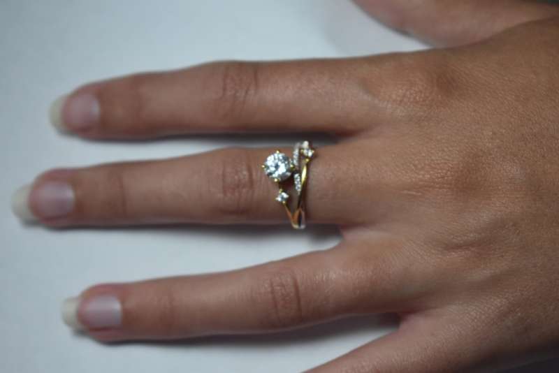 `R7500` Unique Ring with 1ct Moissanite