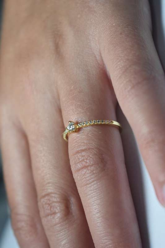 BARGAIN!!!! 18K Gold Plated 925 Sterling Silver Moissanite Ring!!! 1 LEFT!!!