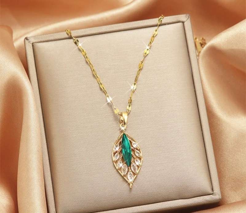 ``R999` Special 18K Gold Plated Necklace