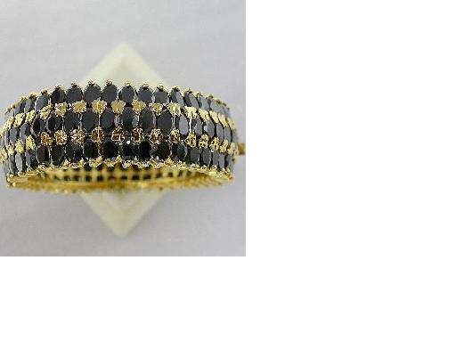 INCREDIBLE ONYX GOLD BRACELET BANGLE