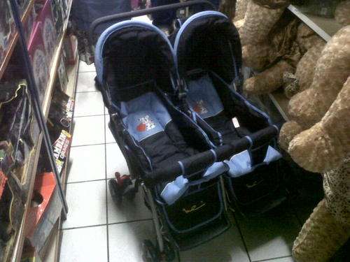TWIN PRAM SIDE TO SIDE (BABY PRODUCTS/TOYS) RETAIL AND BULK PRICES!!
