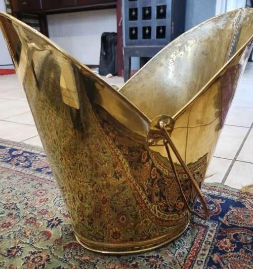 Large Brass Bucket and Handle