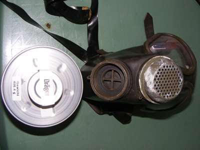 Gasmask with NEW cannister