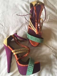 Plum Platform Heels *MASS CLEARANCE*