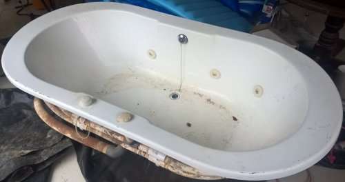 6 Jet Spa Bath
