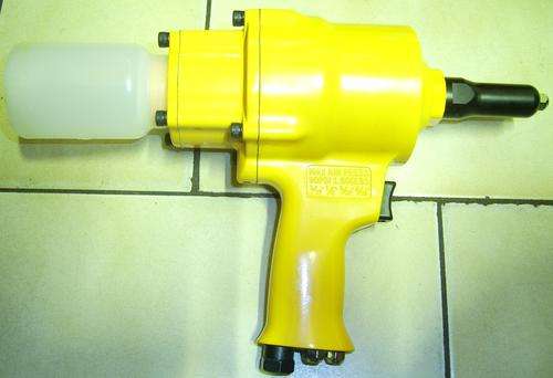 Air Riveter