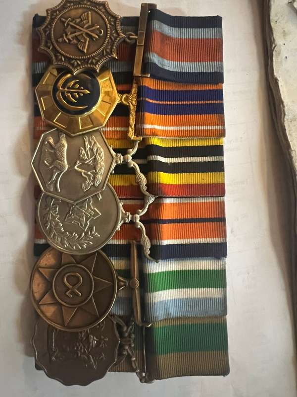Medal set