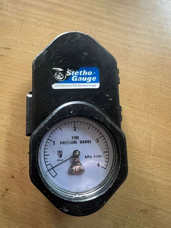 Tyre Gauge - Dial Type Tyre Pressure Gauge