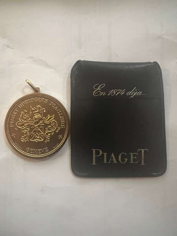 GENEVE PIAGET HORLOGERS JOAILLIERS 1874 Medal