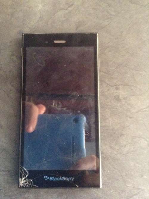 Blackberry z3